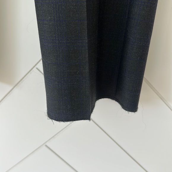 Tallia suit. New! 100% Wool. Jacket size 18, pants size 14 - Picture 12 of 15